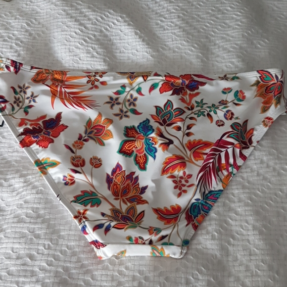 Ralph Lauren Swim Suit Bottoms - Picture 6 of 6
